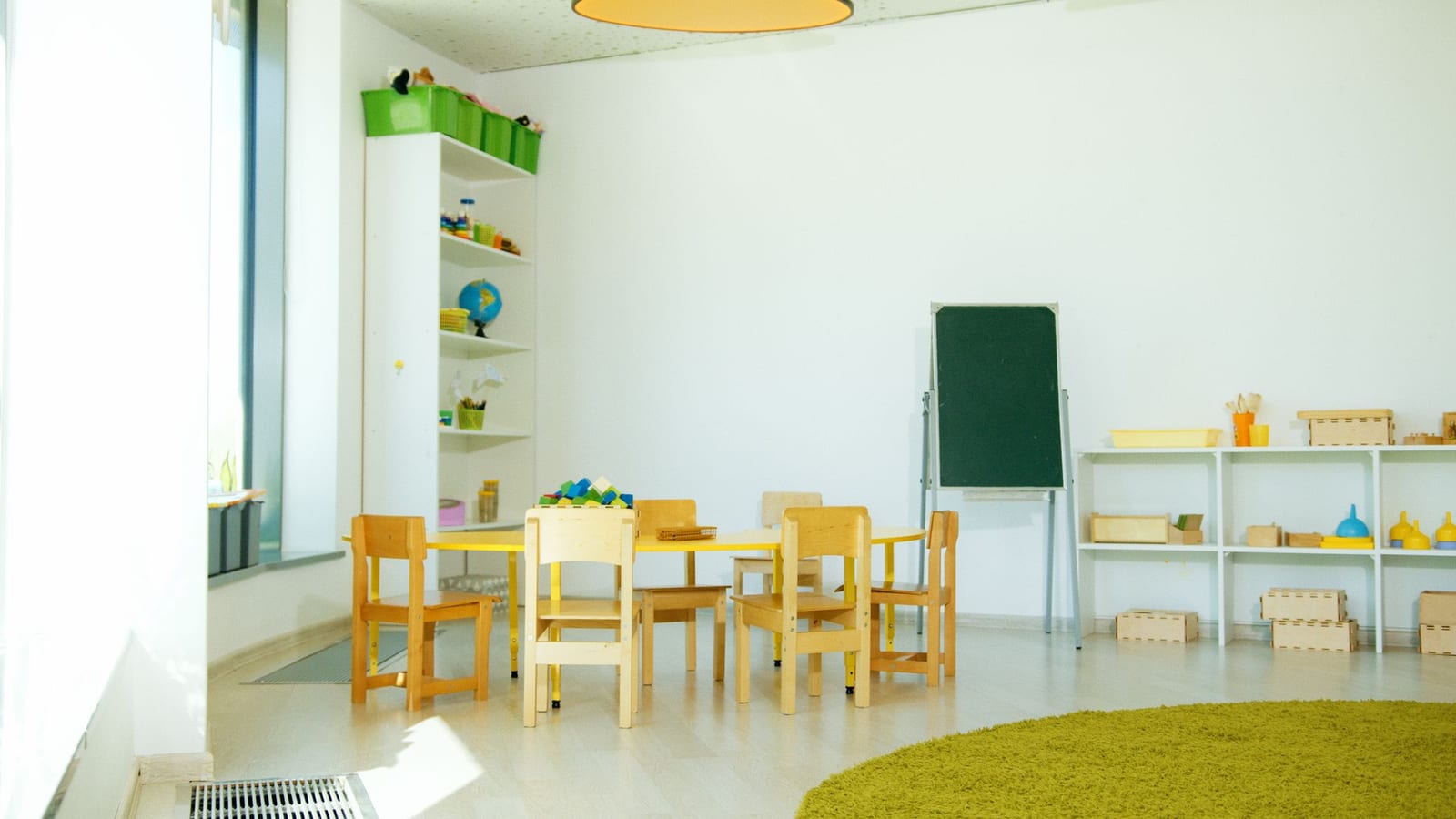 幼稚園・こども園のホールイメージ